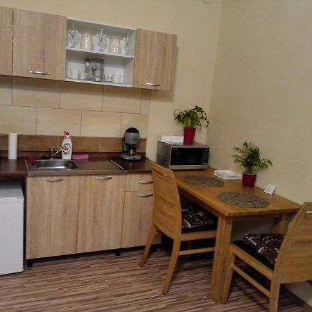 Kerekvar Apartman Gyula Exterior foto